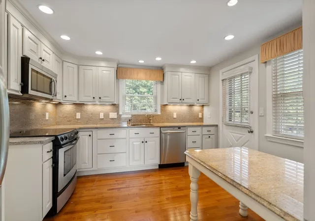 5th image of 43 Bowditch Road, Jamaica Plain, MA 02130 | MLS# 73549778