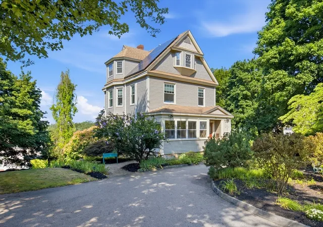 1st image of 70 Park Avenue, Stoneham, MA 02180 | MLS# 73564084