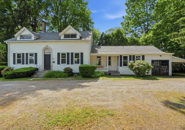 Homes for sale in Amherst, MA | 155 Amity St, Amherst, MA 01002 | MLS# 73537461