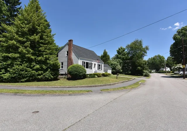 Homes for sale in Norwood, MA | 123 Richland Road, Norwood, MA 02062 | MLS# 73534957