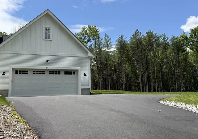 Homes for sale in Charlton, MA | 58 Lelandville Road, Charlton, MA 01507 | MLS# 73526818