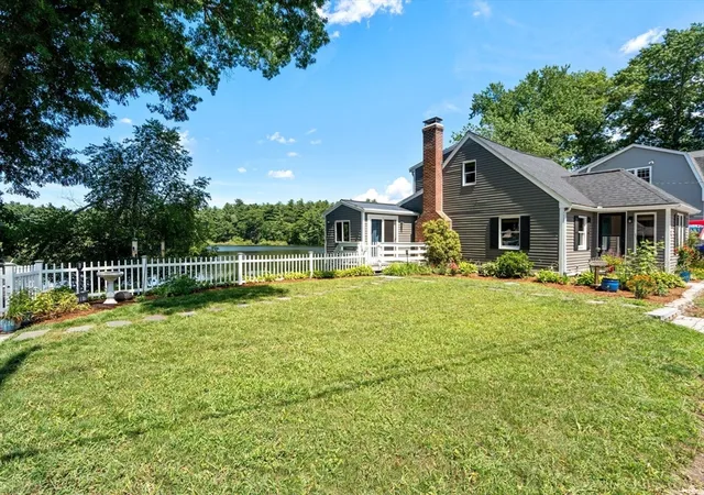 Photo 4 of Single family home for sale at 32 Treasure Is Rd, Plainville, MA 02762 | MLS# 73550703 | Listing updated on 2026-09-14
