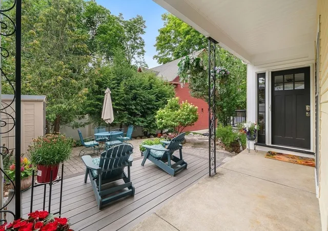 Photo 3 of Sale Pending at 8 Oak St, Winchester, MA 01890 | MLS# 73555597 | Listing updated on 2026-08-11
