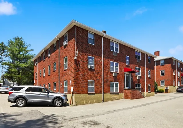 Photo 3 of Sale Pending at 33 Montvale Ave #11, Woburn, MA 01801 | MLS# 73546987 | Listing updated on 2026-08-30