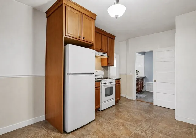 4th image of 15 Norval Ave, Fitchburg, MA 01420 | MLS# 73554650