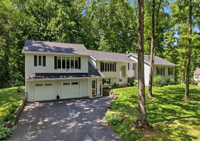 Photo 1 of Sale Pending at 1 Rock Forest Dr, Hooksett, NH 03106 | MLS# 73553911 | Listing updated on 2026-09-15