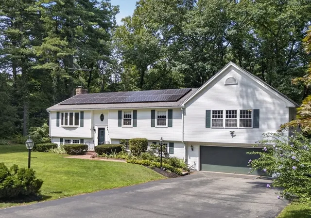 Photo 2 of Sale Pending at 373 Raleigh Tavern Ln, North Andover, MA 01845 | MLS# 73563745 | Listing updated on 2026-08-29