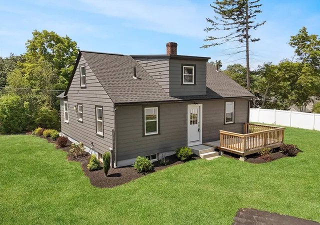 4th image of 35 Richardson Rd, Fitchburg, MA 01420 | MLS# 73557311