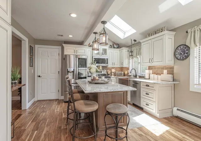 1st image of 8 Cherrywood Lane #8, Franklin, MA 02038 | MLS# 73552513