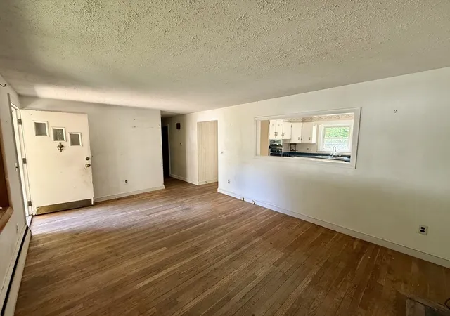 3rd image of 5 Delmar St, Medway, MA 02053 | MLS# 73534725
