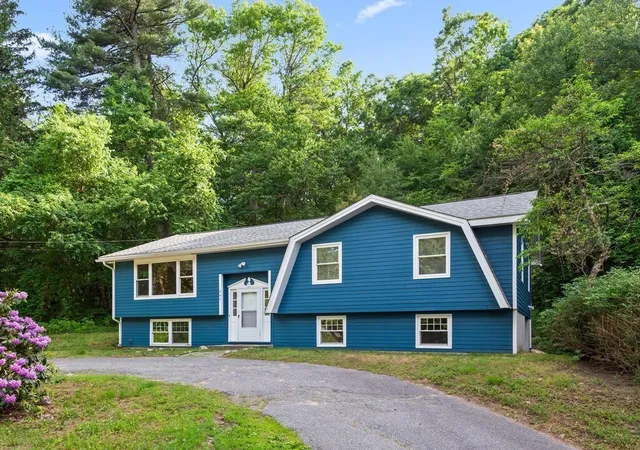 Homes for sale in Holden, MA | 987 Wachusett St, Holden, MA 01520 | MLS# 73537521