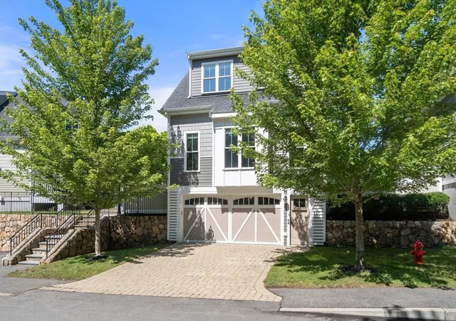 Photo 4 of Single family home for sale at 13 Boydes Xing, Norfolk, MA 02056 | MLS# 73569482 | Listing updated on 2026-09-01