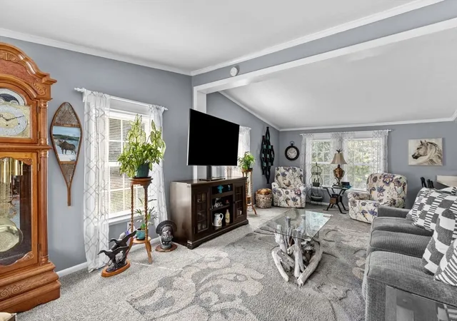 3rd image of 33 Headlands Dr, Plymouth, MA 02360 | MLS# 73547617