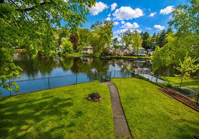 Homes for sale in Enfield, CT | 143 Cottage Road, Enfield, CT 06082 | MLS# 73520021