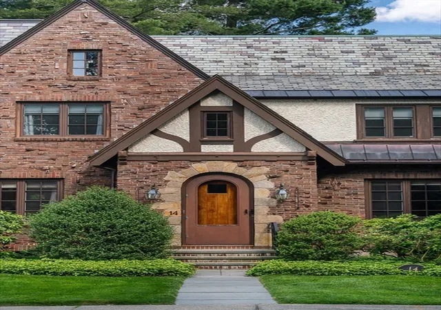 2nd image of 14 Homestead, Waban, MA 02468 | MLS# 73535516