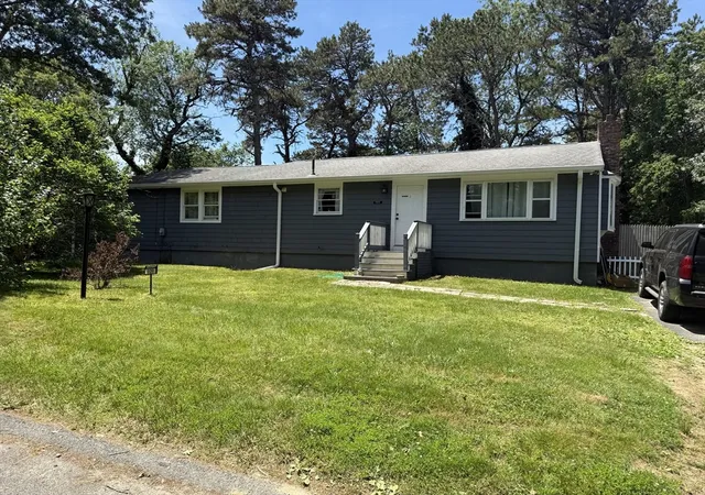 Photo 2 of Single family home for sale at 109 Blueberry Ln, Marstons Mills, MA 02648 | MLS# 73530452 | Listing updated on 2026-10-03