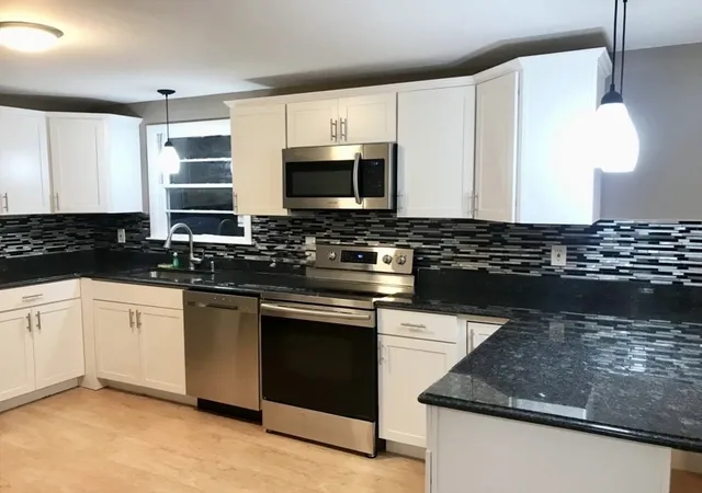 Photo 3 of Single family home for sale at 109 Blueberry Ln, Marstons Mills, MA 02648 | MLS# 73530452 | Listing updated on 2026-10-03