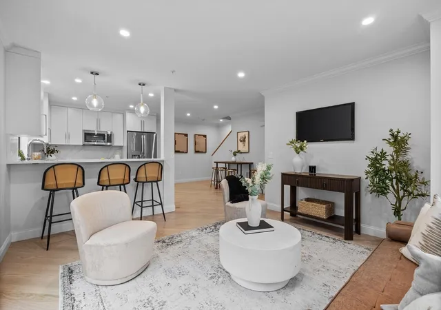 3rd image of 200 Fayette, Watertown, MA 02472