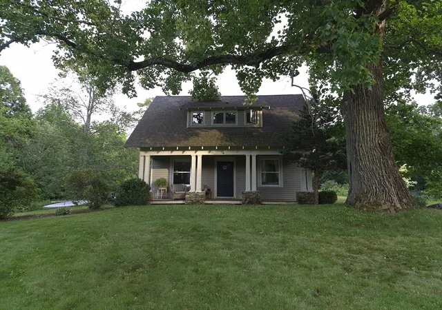 1st image of 116 Hill Street, Topsfield, MA 01983 | MLS# 73552629