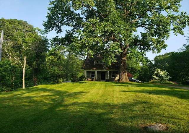 3rd image of 116 Hill Street, Topsfield, MA 01983 | MLS# 73552629
