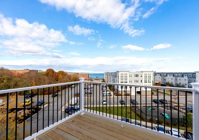 1st image of 393 Court St #6, Plymouth, MA 02360 | MLS# 73547125