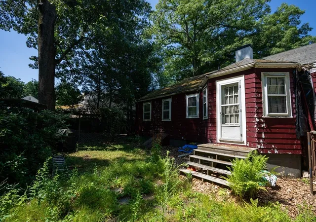 2nd image of 35 Coolidge, Wakefield, MA 01880 | MLS# 73553401
