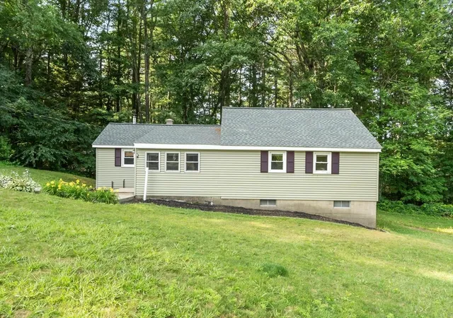 Photo 3 of Sale Pending at 6 Winters Dr, Westminster, MA 01473 | MLS# 73552962 | Listing updated on 2026-08-26