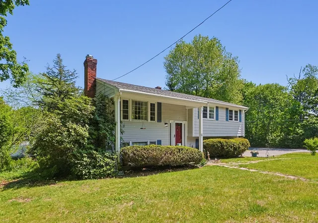 Homes for sale in Holliston, MA | 1 Fisher Street, Holliston, MA 01746 | MLS# 73525575