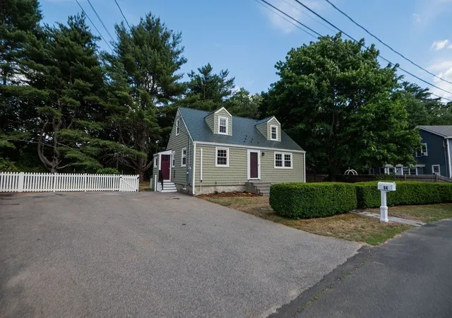 1st image of 14 Web Rd, Georgetown, MA 01833 | MLS# 73538602