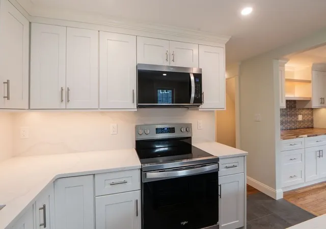 5th image of 14 Web Rd, Georgetown, MA 01833 | MLS# 73538602