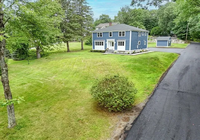 4th image of 113 River St, Middleton, MA 01949 | MLS# 73567014