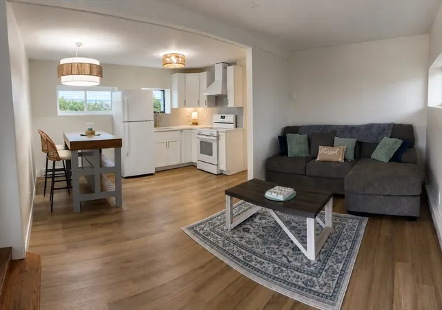 2nd image of 498 No End Blvd #1, Salisbury, MA 01952 | MLS# 73556996