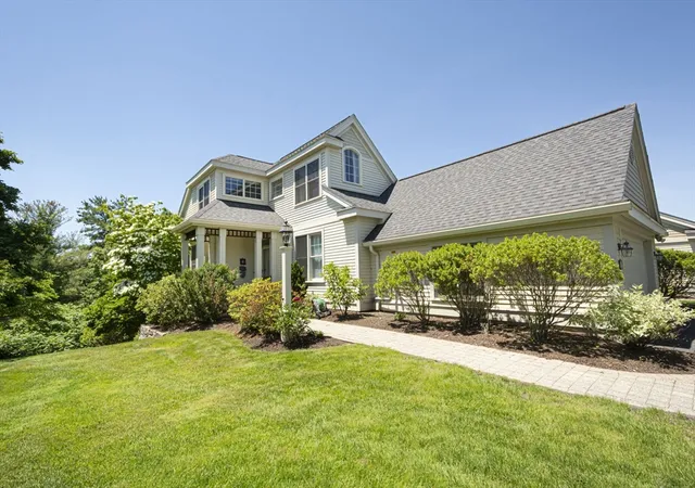 Homes for sale in Southborough, MA | 53 Carriage Hill #53, Southborough, MA 01772 | MLS# 73534485