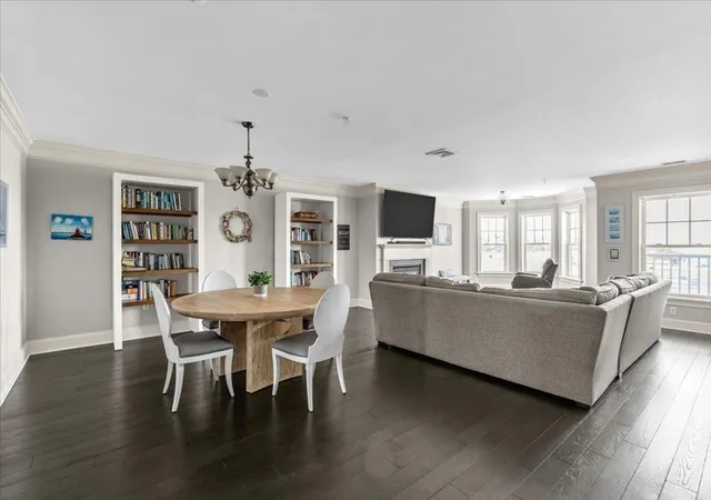 4th image of 15 Park Ave #302, Hull, MA 02045 | MLS# 73565518