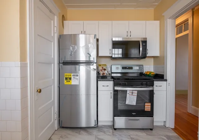 image of 434 Essex St, Salem, MA 01970