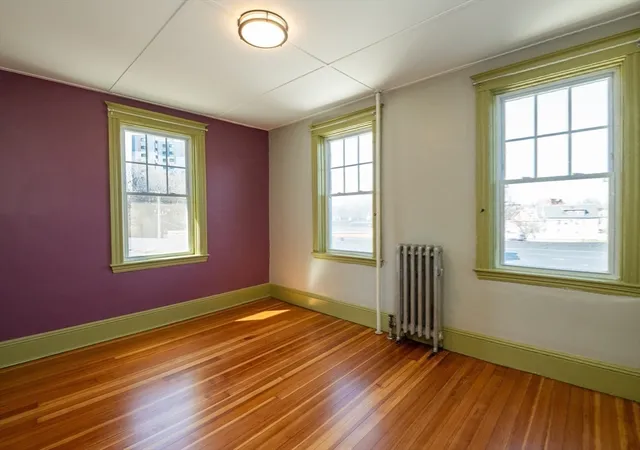 image of 434 Essex St, Salem, MA 01970
