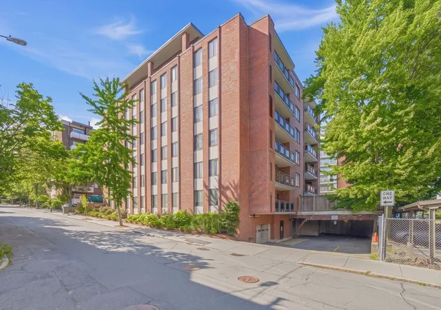 1st image of 30 Stearns Road #505, Brookline, MA 02446 | MLS# 73554266
