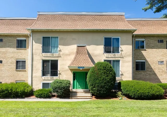 1st image of 188 Swanson Rd #325, Boxborough, MA 01719 | MLS# 73567110