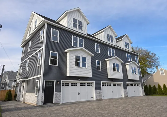 1st image of 562 Gorham Street #01, Lowell, MA 01852 | MLS# 73515534