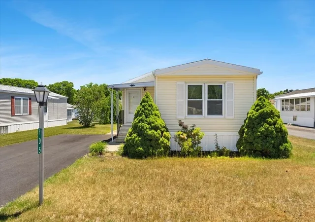 Homes for sale in Taunton, MA | 193 Tremont Street #105, Taunton, MA 02780 | MLS# 73538686