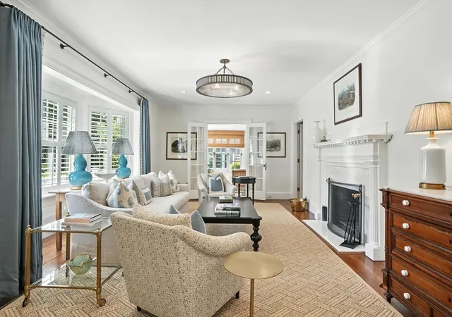 4th image of 15 Winthrop Road, Lexington, MA 02421 | MLS# 73508929