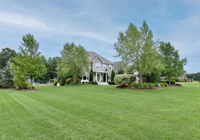 2nd image of 25 Linden Ln, Rehoboth, MA 02769 | MLS# 73556051