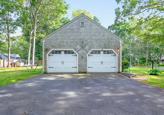 4th image of 5 Greenview Cir, Sandwich, MA 02563 | MLS# 73549366