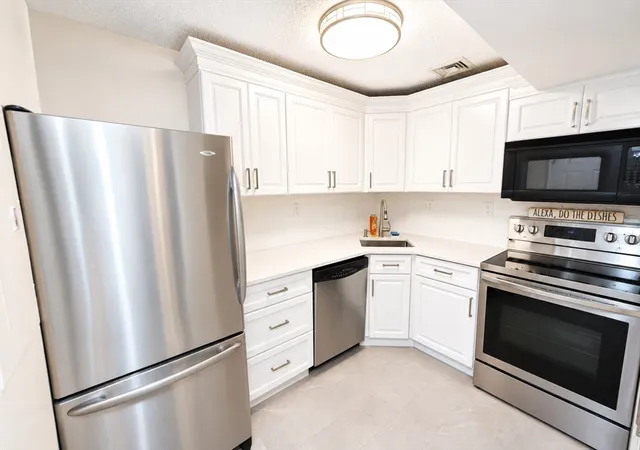 Photo 4 of Condo for sale at 20 Webb Pl #1A, Mansfield, MA 02048 | MLS# 73568844 | Listing updated on 2026-09-14