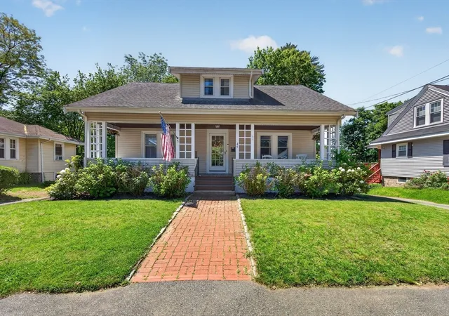 Homes for sale in Holbrook, MA | 45 Maplewood Avenue, Holbrook, MA 02343 | MLS# 73530967