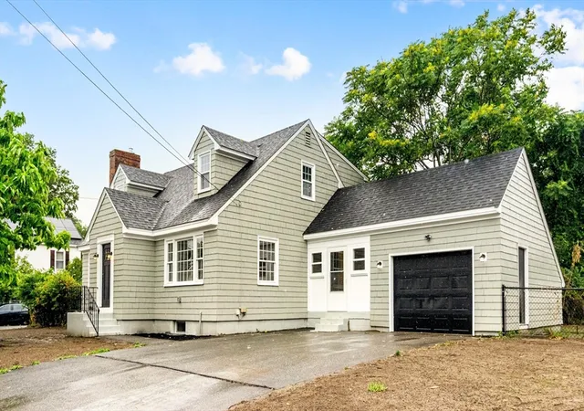 Homes for sale in Lowell, MA | 39 Mckinley Avenue, Lowell, MA 01851 | MLS# 73547701
