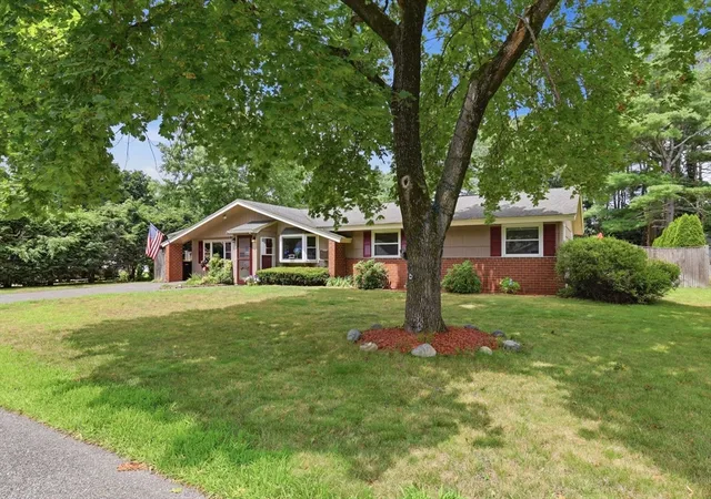 1st image of 8 Sloane Dr, Framingham, MA 01701 | MLS# 73553884
