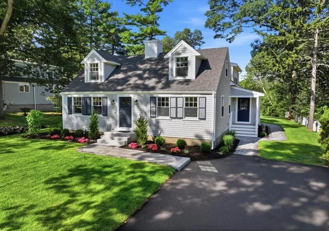 1st image of 36 Smith Rd, Hingham, MA 02043 | MLS# 73551434