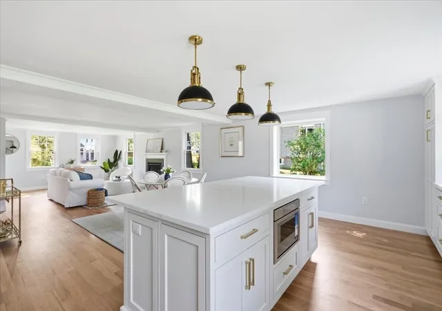 4th image of 36 Smith Rd, Hingham, MA 02043 | MLS# 73551434