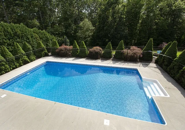 4th image of 114 Upper Gore Rd, Webster, MA 01570 | MLS# 73558837